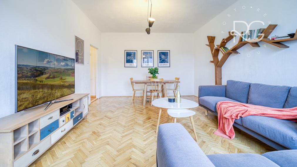 =PREDANÉ= Pekný priestranný svetlý 2izbový byt v tichej časti plnej zelene v Novom Meste