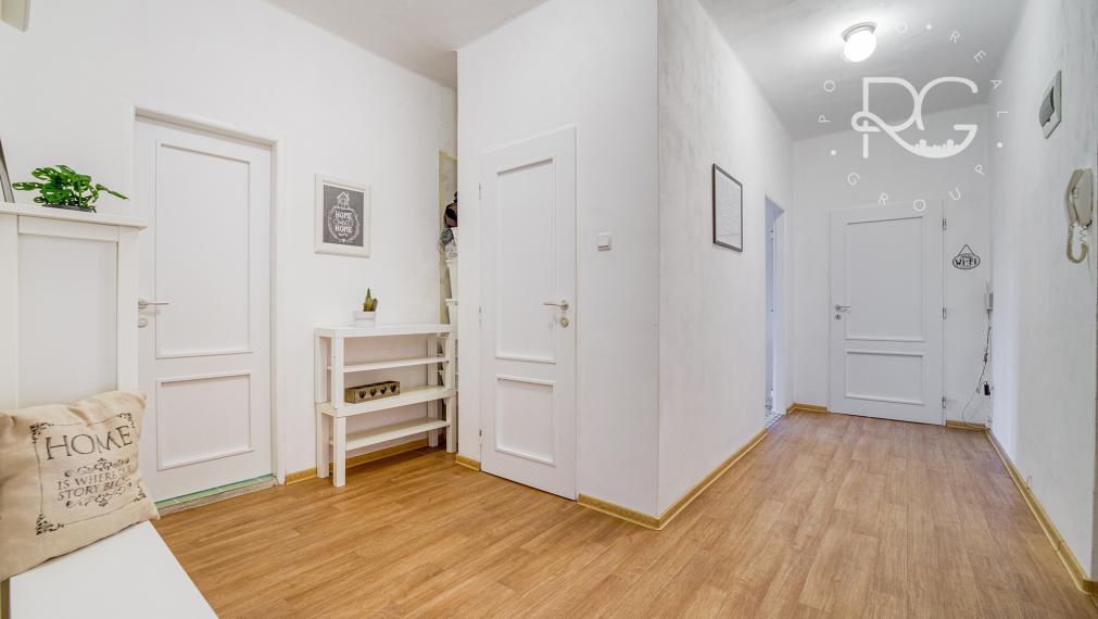 =PREDANÉ= Pekný priestranný svetlý 2izbový byt v tichej časti plnej zelene v Novom Meste