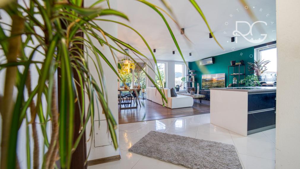 =PREDANÉ= Pekný RD s nádhernou záhradou a priestranným pozemkom vo Hviezdoslavove