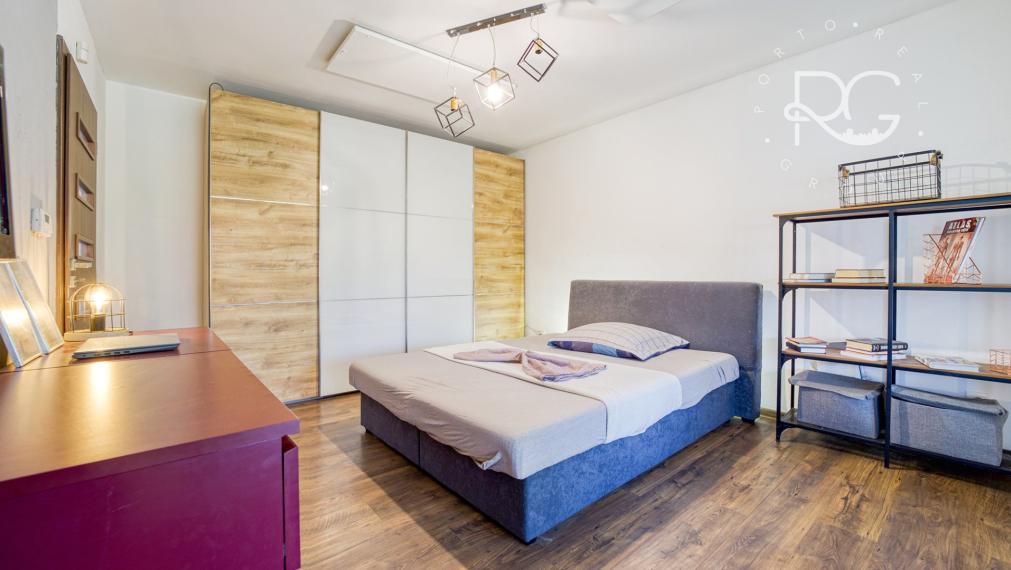 =PREDANÉ= Pekný RD s nádhernou záhradou a priestranným pozemkom vo Hviezdoslavove