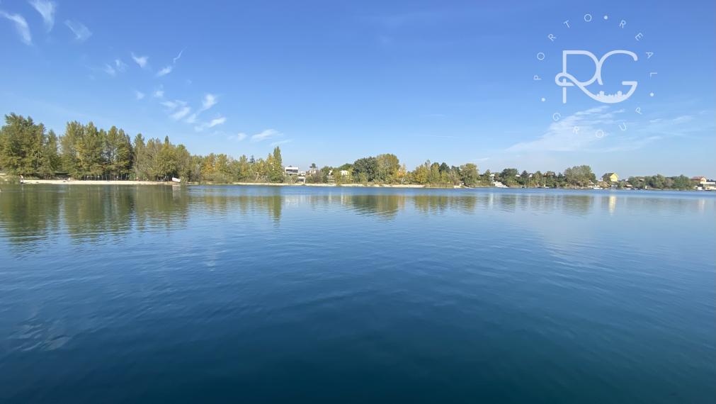 =PREDANÉ= Krásny 2izb apartmán vo veľmi lukratívnej lokalite na brehu jazera Nové Košariská - možnosť odpočtu DPH