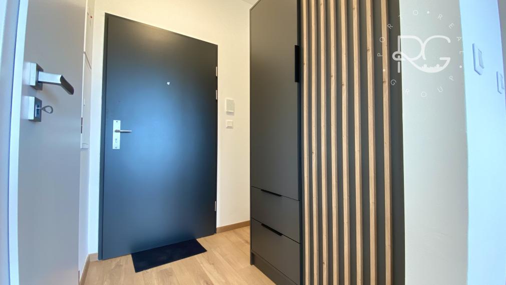 =PRENAJATÉ= Úplne nový zariadený moderný 1izb byt s loggiou, pivnicou a parkovaním v Miloslavove