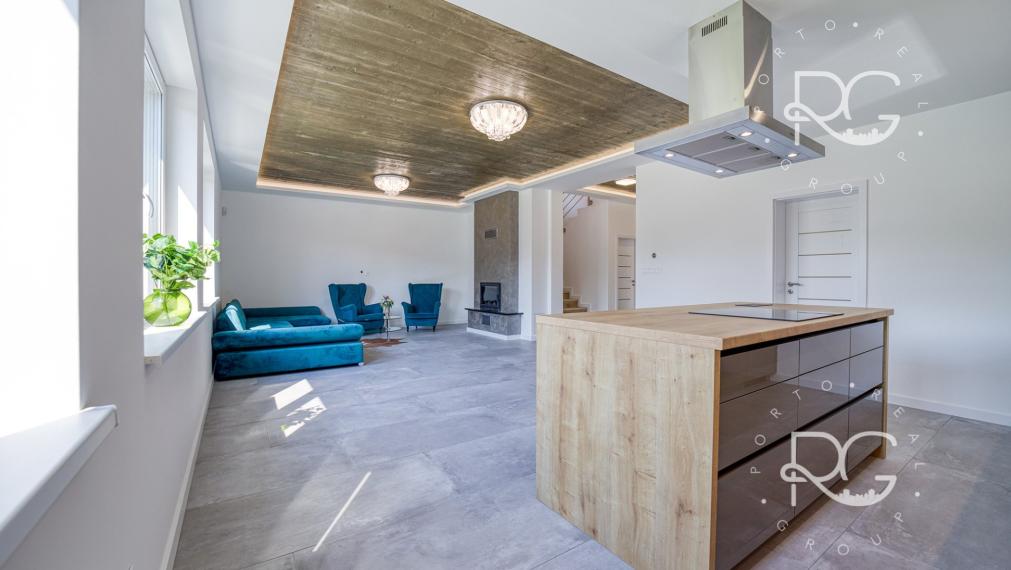 =PRENAJATÉ= Exkluzívny úplne nový 6izb RD vo Štvrtku na Ostrove na prenájom