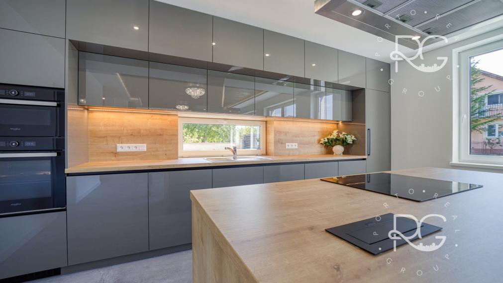 =PRENAJATÉ= Exkluzívny úplne nový 6izb RD vo Štvrtku na Ostrove na prenájom