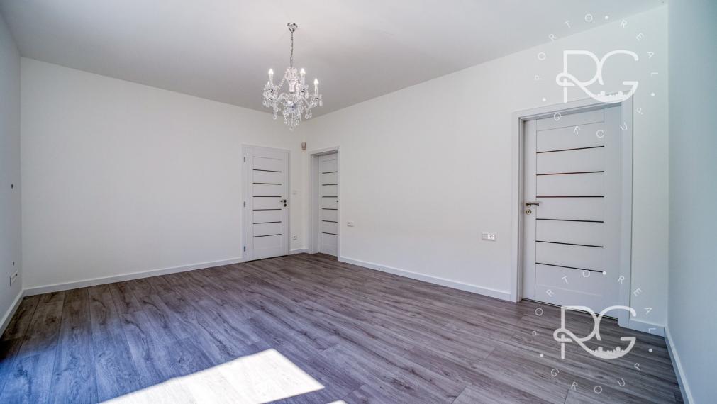 =PRENAJATÉ= Exkluzívny úplne nový 6izb RD vo Štvrtku na Ostrove na prenájom