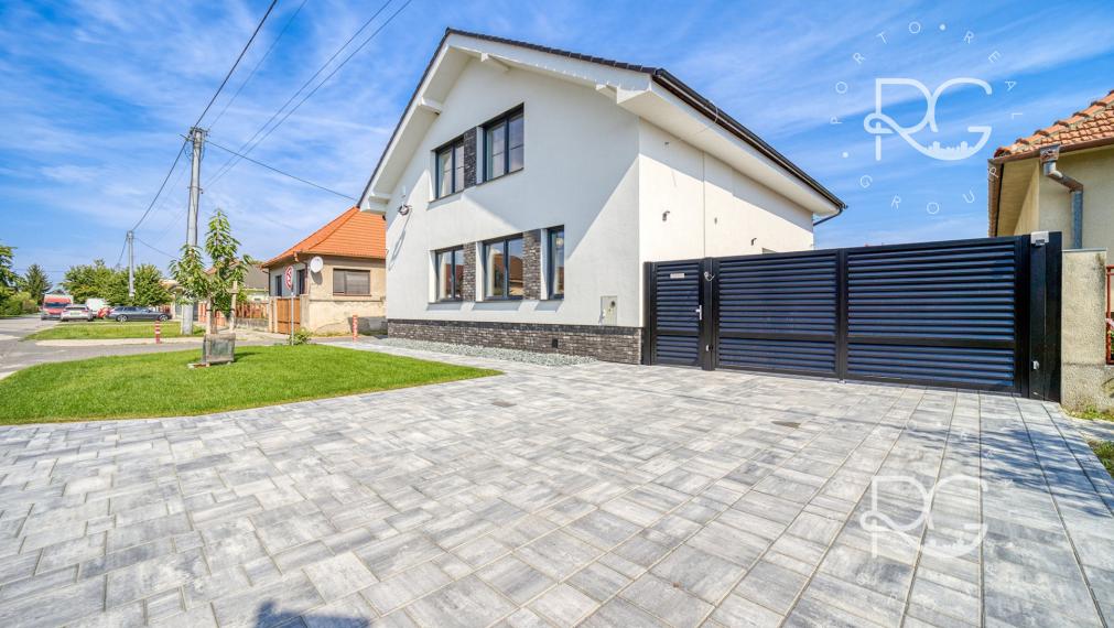 =PRENAJATÉ= Exkluzívny úplne nový 6izb RD vo Štvrtku na Ostrove na prenájom