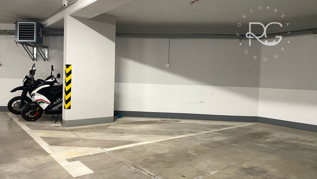 =PREDANÉ= Na predaj veľké garážové státie v bytovom komplexe Rača Gate - možnosť odpočtu DPH