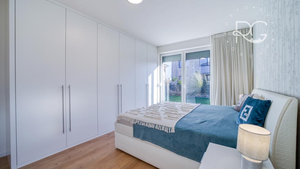 =PREDANÉ= Krásny zariadený 3izb byt s 3árovou záhradou a 2 park.miestami v novostavbe 15 min.od BA