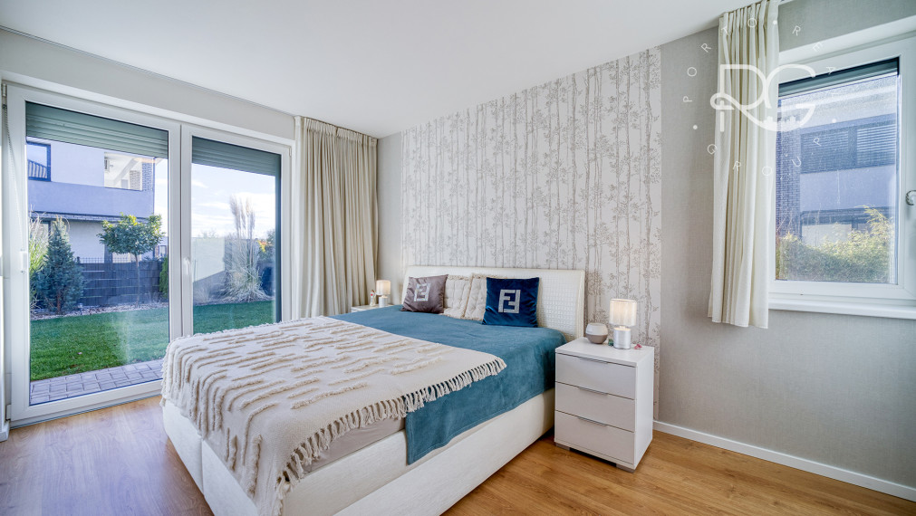 =PREDANÉ= Krásny zariadený 3izb byt s 3árovou záhradou a 2 park.miestami v novostavbe 15 min.od BA