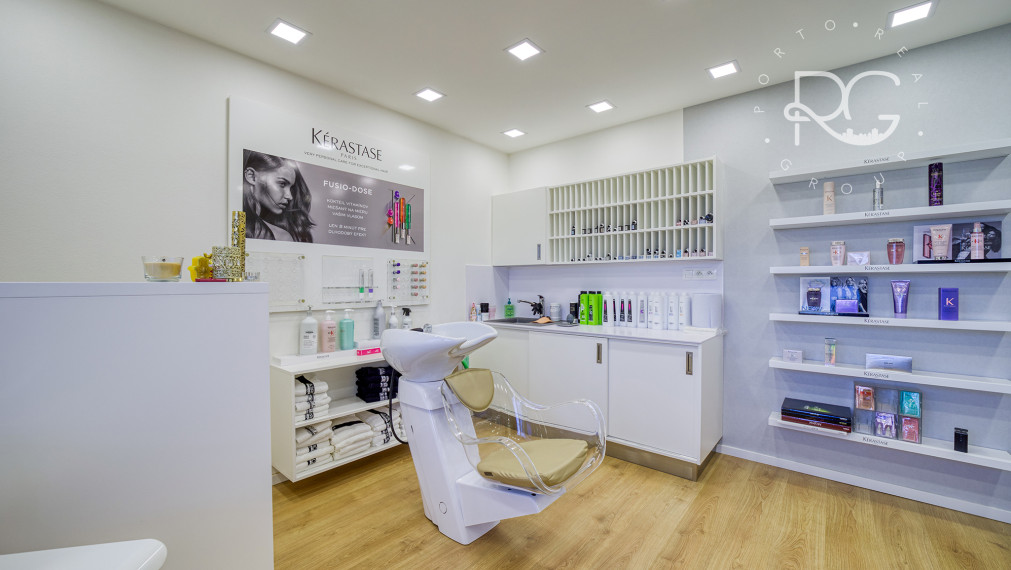 =PREDANÉ= Krásny zariadený 3izb byt s 3árovou záhradou a 2 park.miestami v novostavbe 15 min.od BA