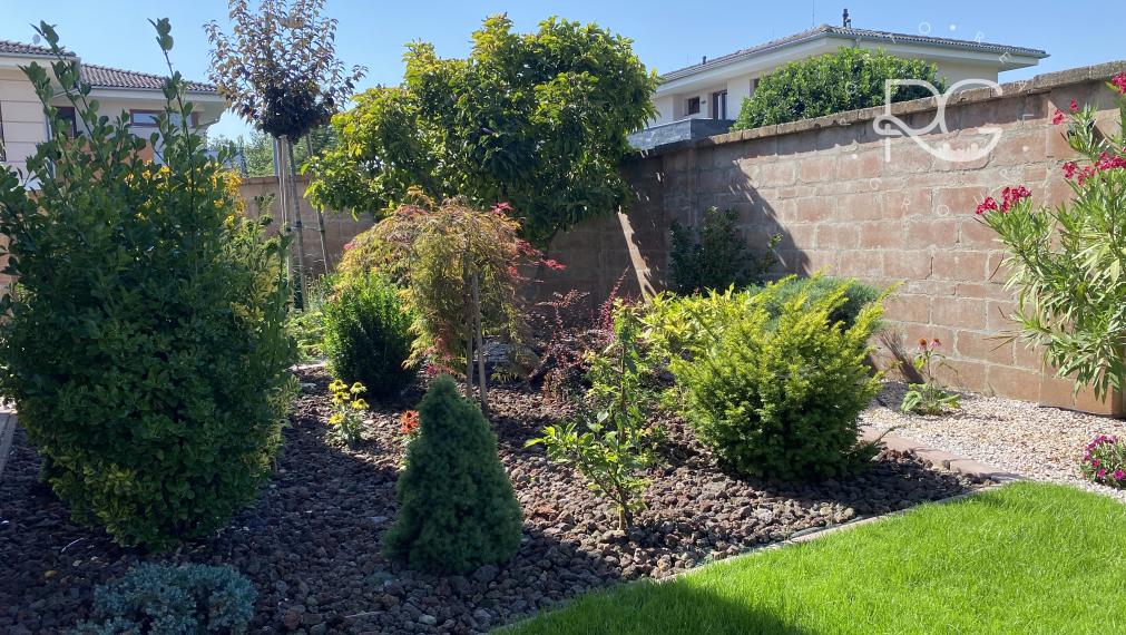 =PREDANÉ= Nadštandardný 5izb RD s bazénom a nádhernou záhradou v Kvetoslavove