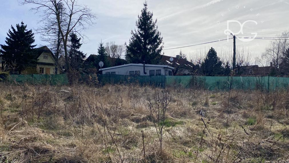 Stavebný pozemok s krásnym výhľadom v lukratívnej lokalite v Záhorskej Bystrici