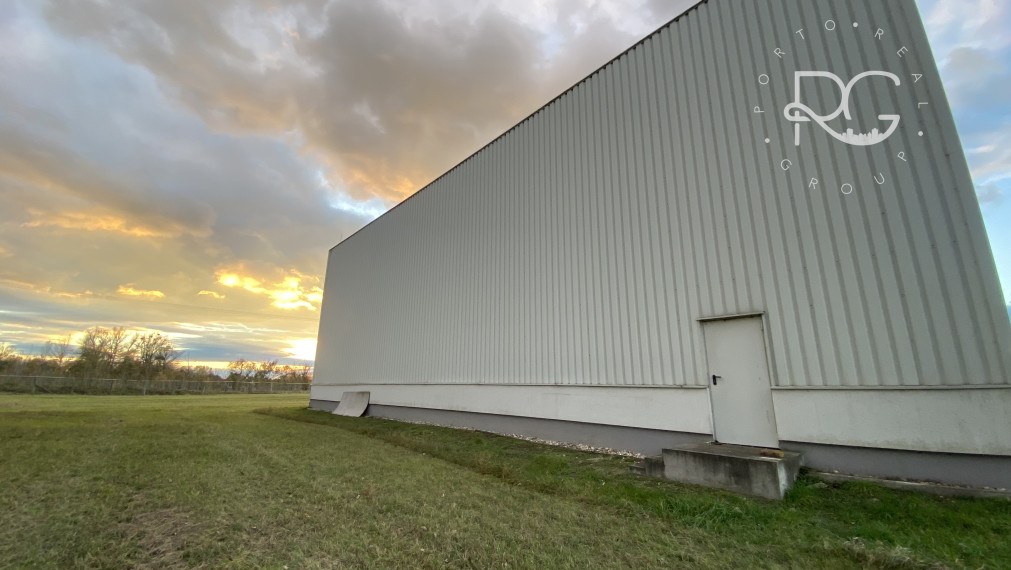 Hala na 225 árovom pozemku v „9225 Dunakiliti Ipari Park“ za SUPER cenu na predaj