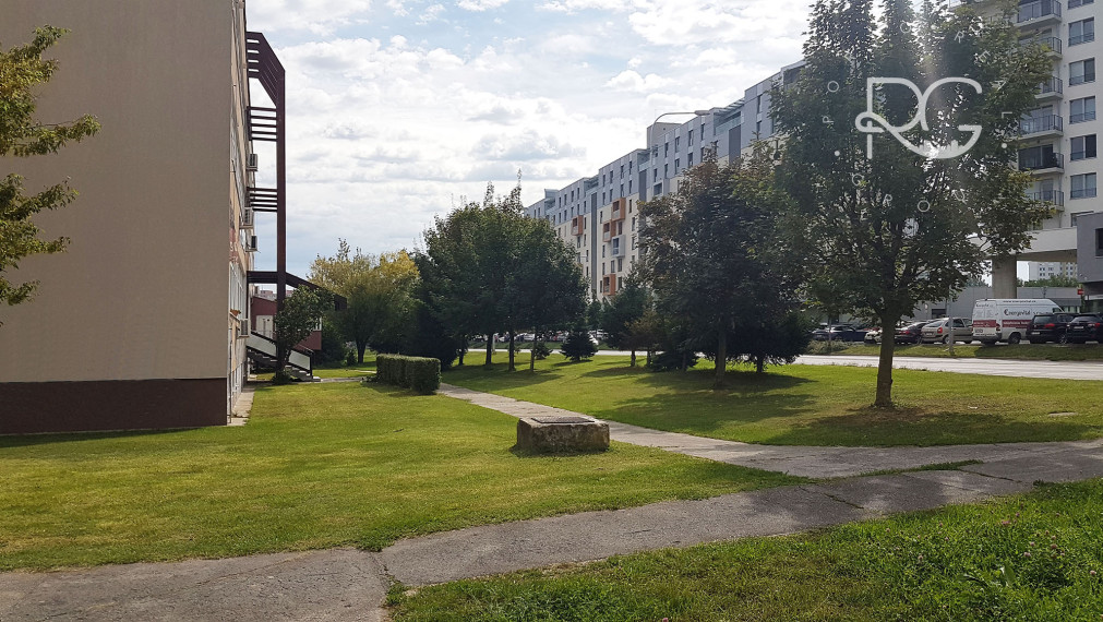 Na prenájom kancelária 36,2 m2 Wolkrova, Bratislava V – Petržalka