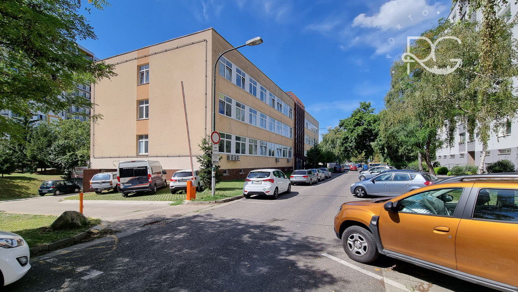 Na prenájom kancelária 36,2 m2 Wolkrova, Bratislava V – Petržalka