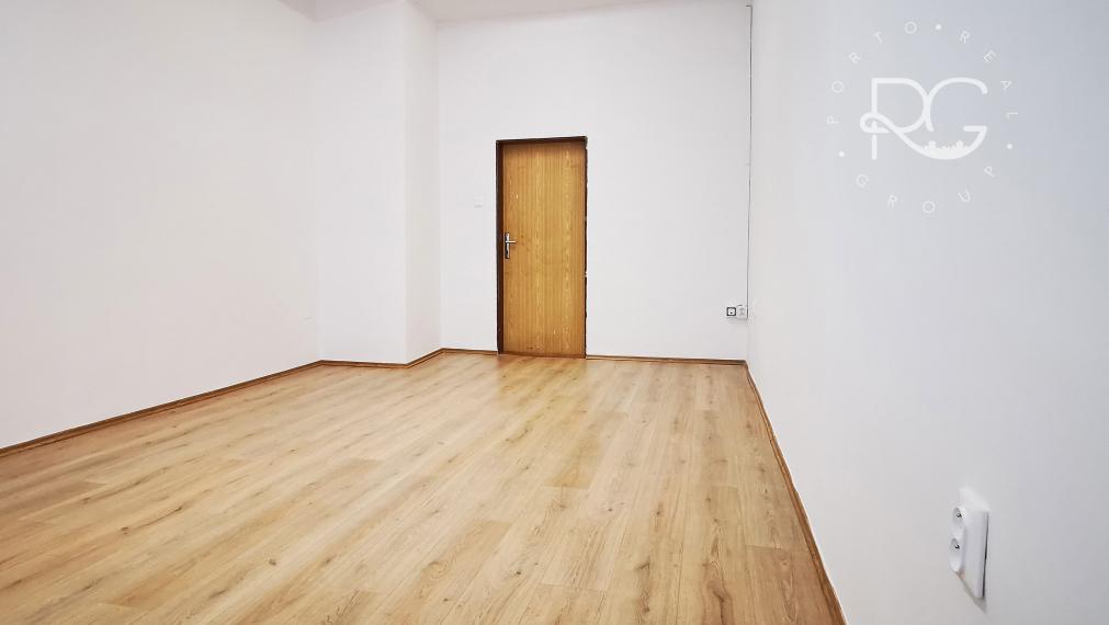 Na prenájom kancelária 23 m2 Wolkrova, Bratislava V – Petržalka