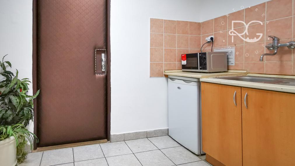 Na prenájom kancelária 23 m2 Wolkrova, Bratislava V – Petržalka