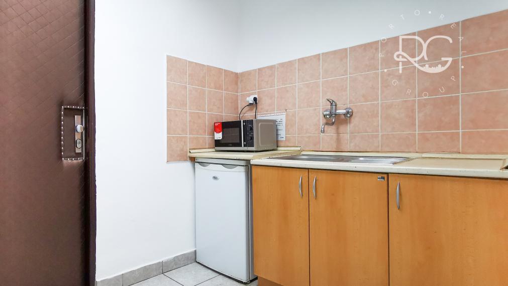 Na prenájom kancelária 23 m2 Wolkrova, Bratislava V – Petržalka