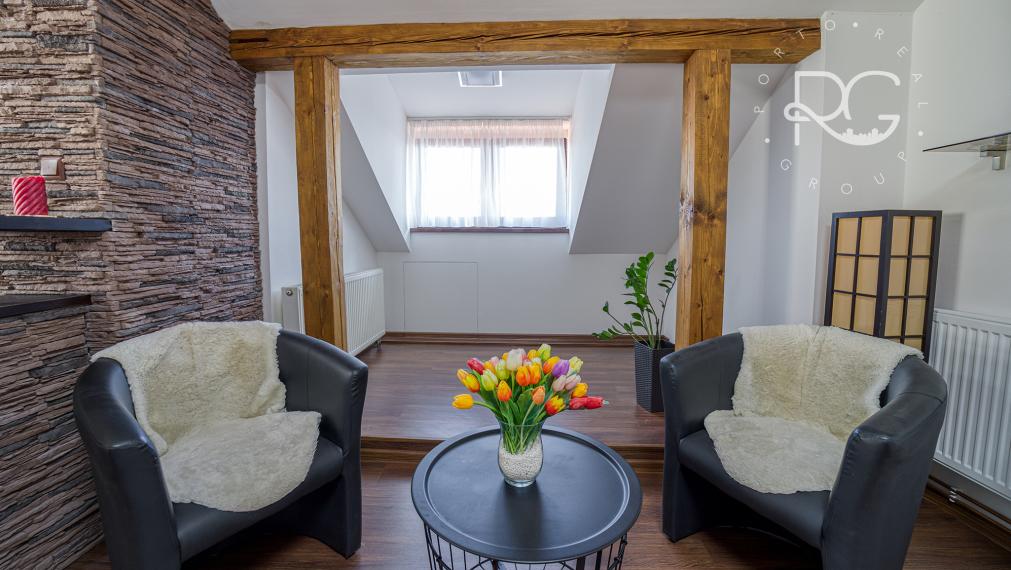 = PRENAJATÉ = 2,5-izbový byt na Kolibe, ul. Brečtanová, BA III