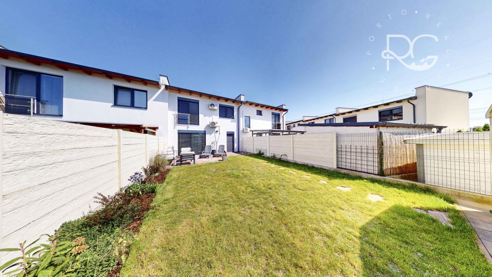 =PREDANÉ=Na predaj 3izbový mezonetový byt  so záhradou