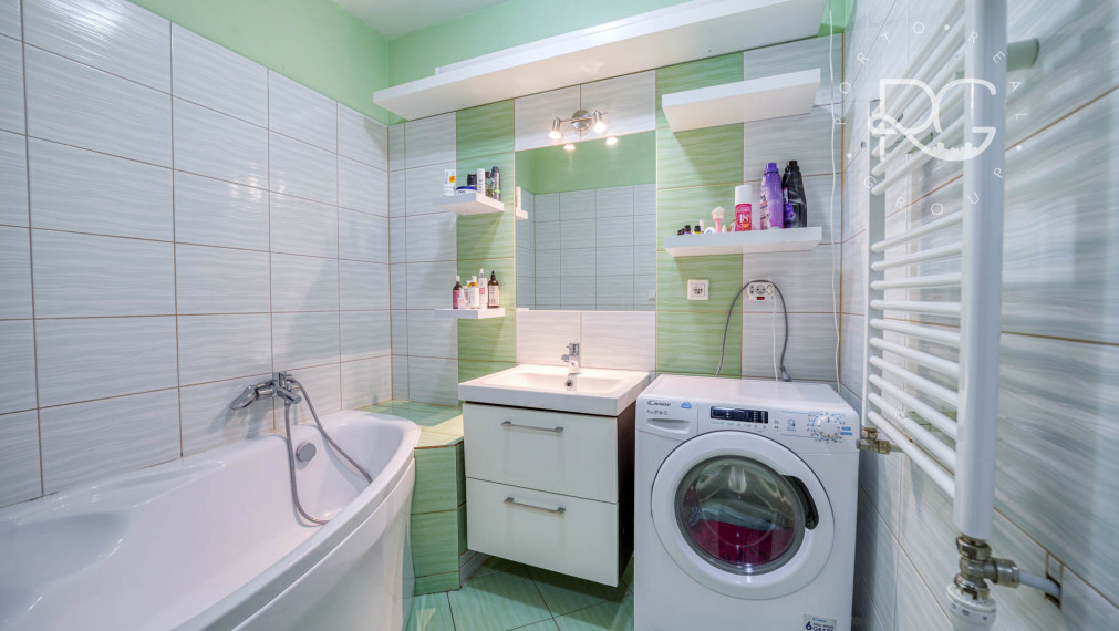 =PREDANÉ=Moderný 2izb byt s predzáhradkou a parkovaním v cene v obľúbenej lokalite v Rovinke