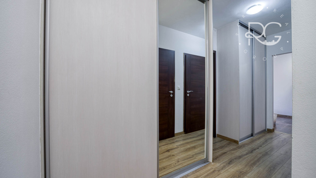 =PREDANÉ=Moderný 2izb byt s predzáhradkou a parkovaním v cene v obľúbenej lokalite v Rovinke