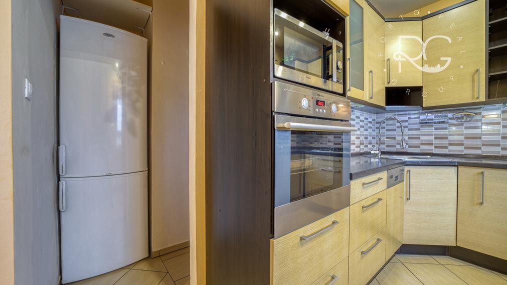 = REZERVOVANÉ = Staromestské bývanie v 3,5-izbovom byte v Bratislave I – Krížna ulica