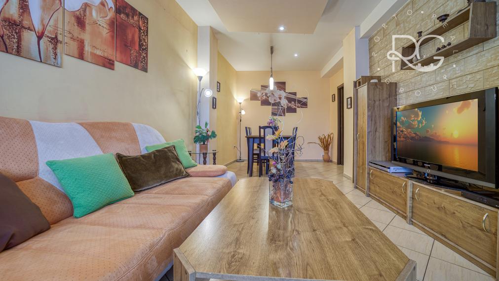 = REZERVOVANÉ = Staromestské bývanie v 3,5-izbovom byte v Bratislave I – Krížna ulica