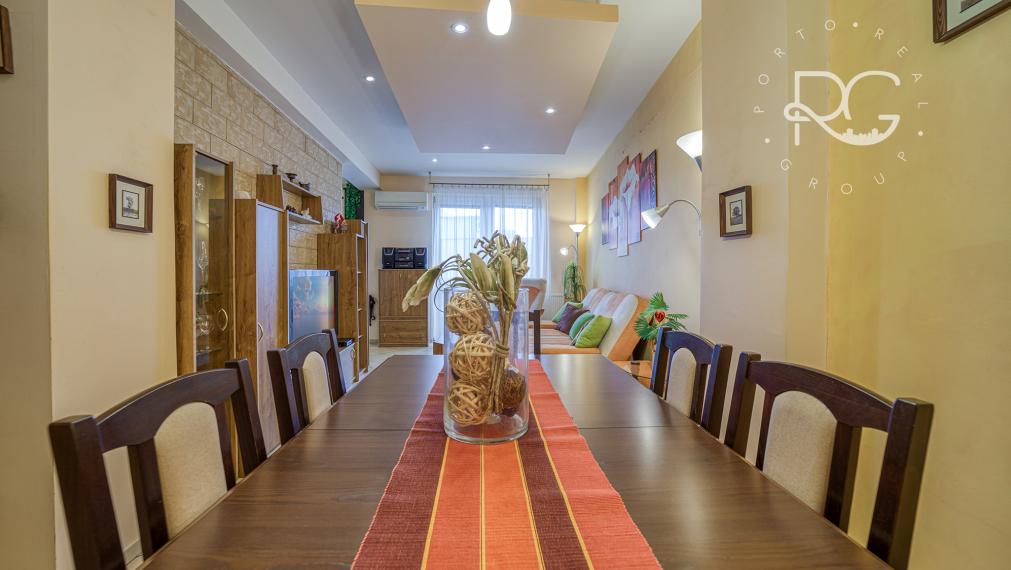 = REZERVOVANÉ = Staromestské bývanie v 3,5-izbovom byte v Bratislave I – Krížna ulica