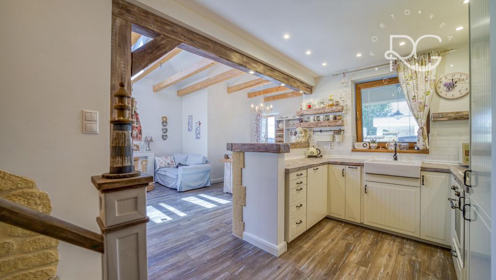 =REZERVOVANÉ=Krásny dizajnový 4i RD v lukratívnej lokalite na Veľkom jazere v Rovinke