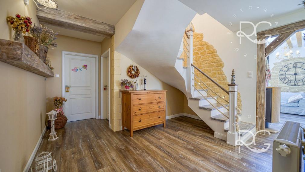 =REZERVOVANÉ=Krásny dizajnový 4i RD v lukratívnej lokalite na Veľkom jazere v Rovinke