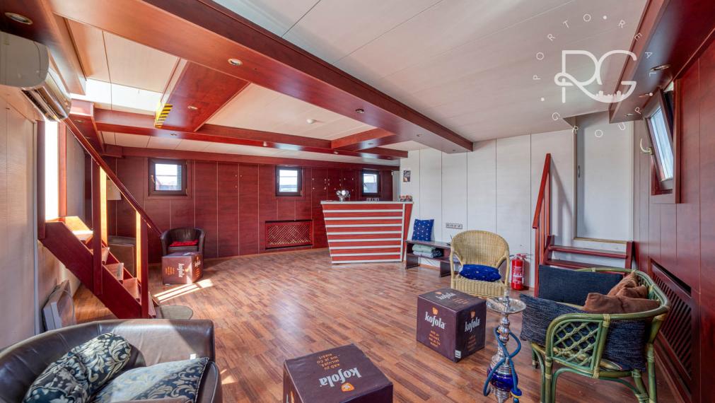 Pontón v TOP lokalite na Tyršovom nábreží