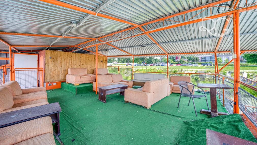 Pontón v TOP lokalite na Tyršovom nábreží