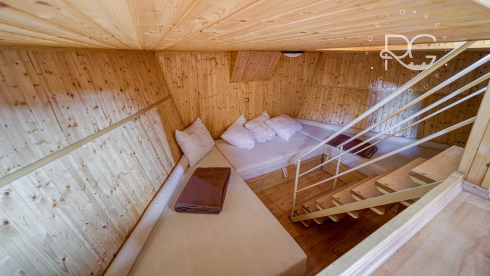 Pontón v TOP lokalite na Tyršovom nábreží