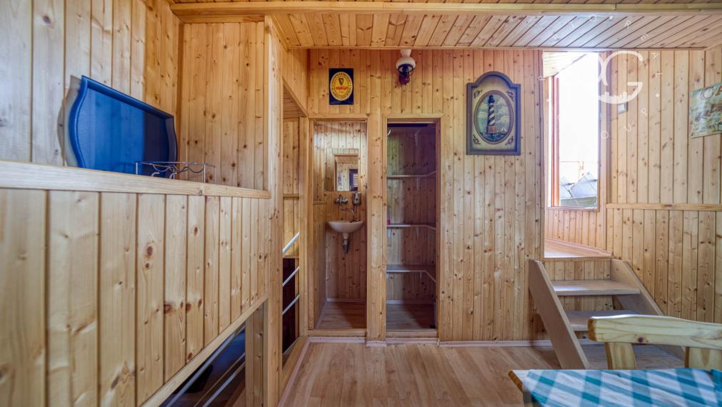 Pontón v TOP lokalite na Tyršovom nábreží