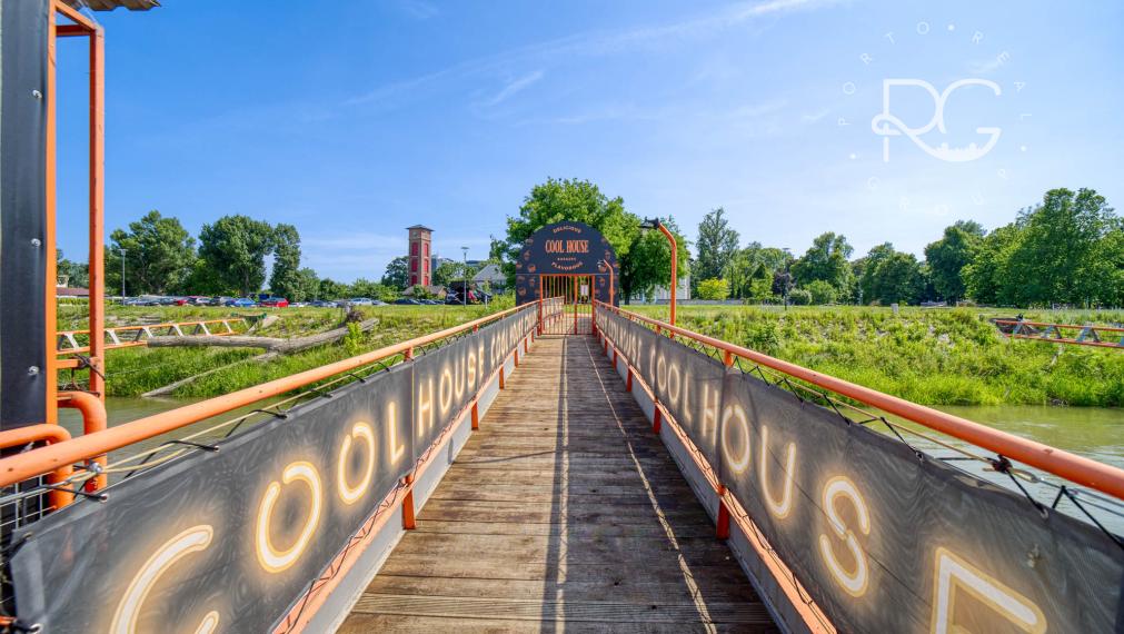 Pontón v TOP lokalite na Tyršovom nábreží