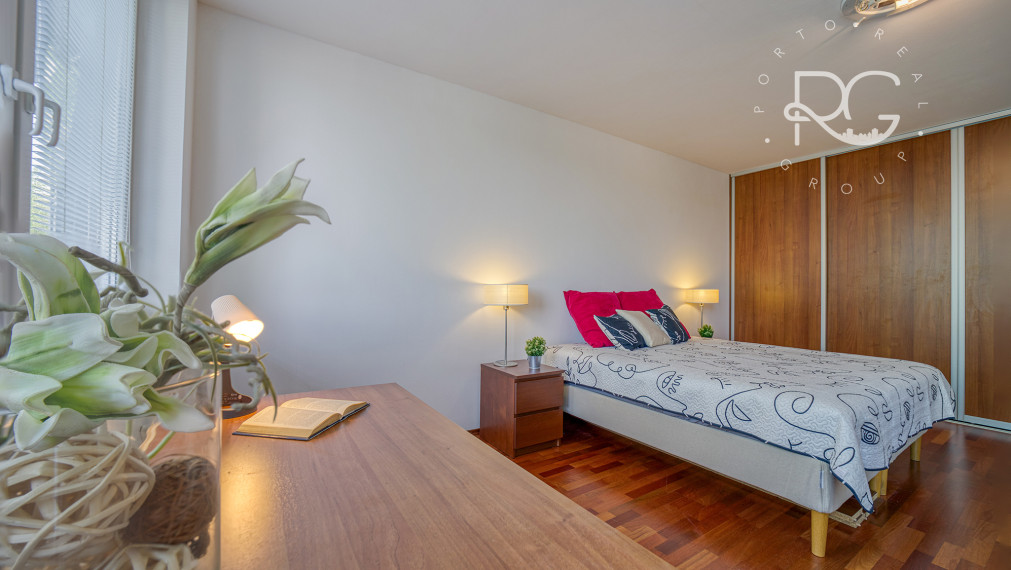 = PRENAJATÉ= 2-izbový byt s parkovaním, ul. Tomášikova, Bratislava III