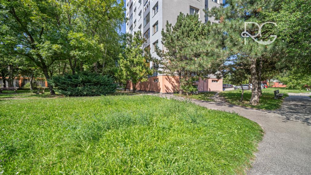 =PREDANÉ=Investičný 1izbový byt v Dúbravke