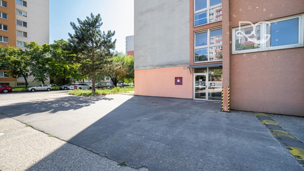 =PREDANÉ=Investičný 1izbový byt v Dúbravke