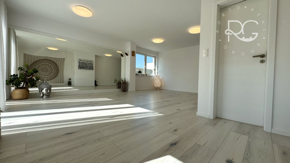 =PREDANÉ=Moderný dvojpodlažný 4izb RD v krásnej lokalite v Rovinke