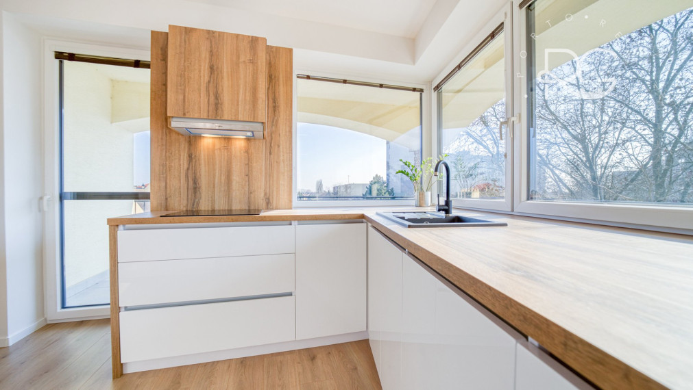 =PRENAJATÉ=Krásny dizajnový 3izb byt s terasou, šatníkom a parkovaním v novostavbe v najlepšej časti Šamorína