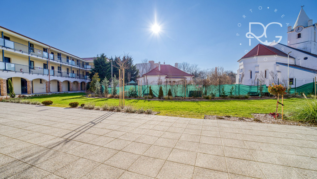 =PRENAJATÉ=Krásny dizajnový 3izb byt s terasou, šatníkom a parkovaním v novostavbe v najlepšej časti Šamorína