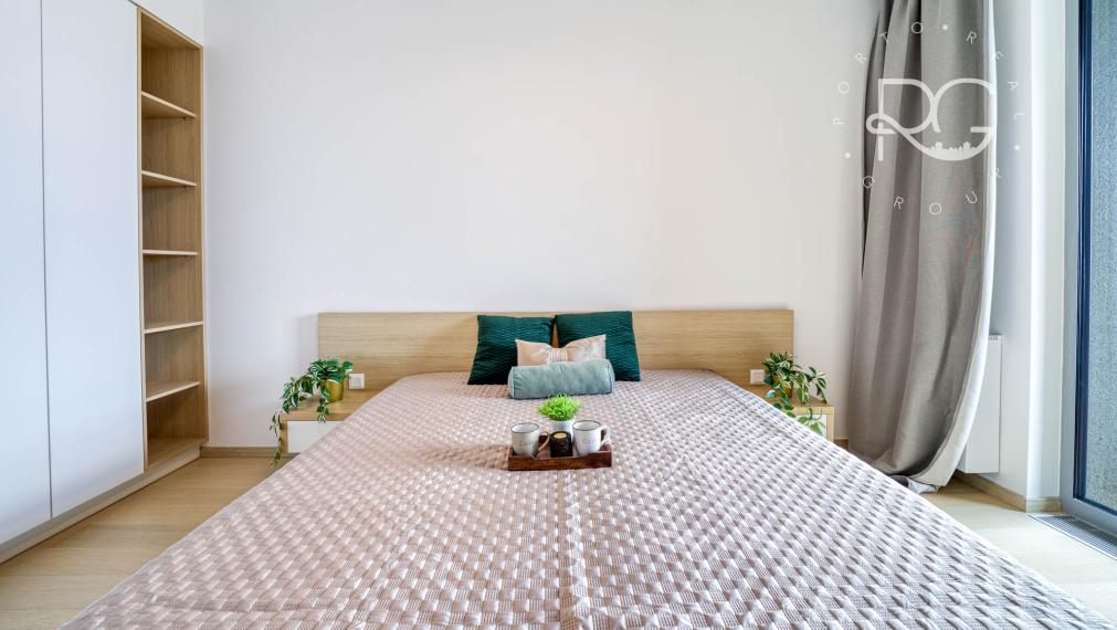 = PRENAJATÉ = 2-izbový luxusný byt s výhľadom na Staré Mesto – SKY PARK - VIDEO