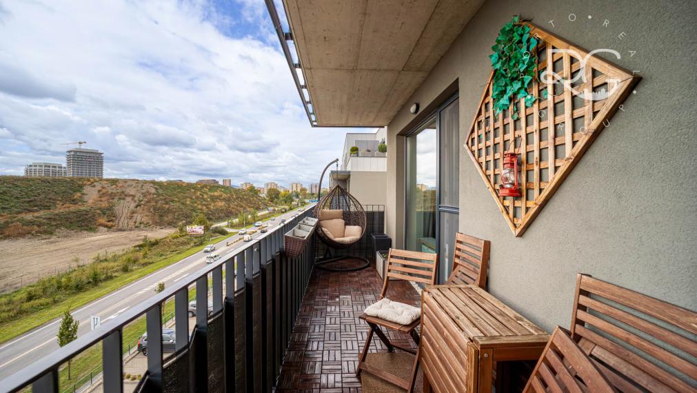 =REZERVOVANÉ=Štýlový kompletne zariadený 2izb byt s balkónom a parkovaním