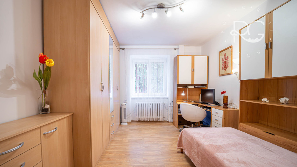 = PREDANÉ = Pokojné bývanie v srdci mesta – 3-izbový byt na Jelačičovej ulici