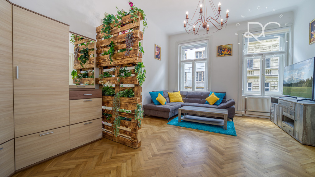 Krásny staromestský kompletne zariadený 2izb byt na Palisádoch na prenájom