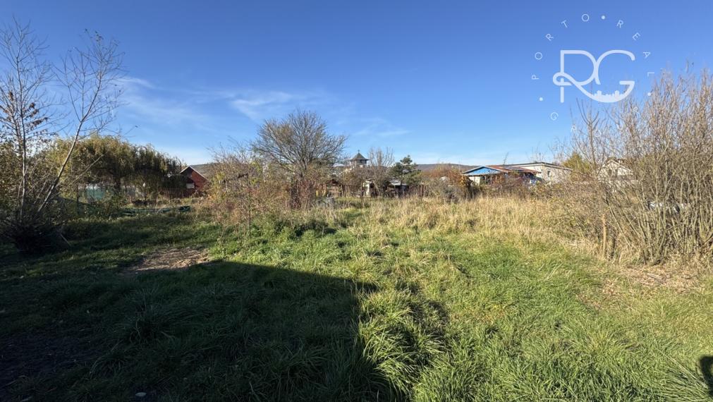 =PREDANÉ=Záhrada 626 m2 v peknej lokalite v Rači na Žabom Majeri za super cenu