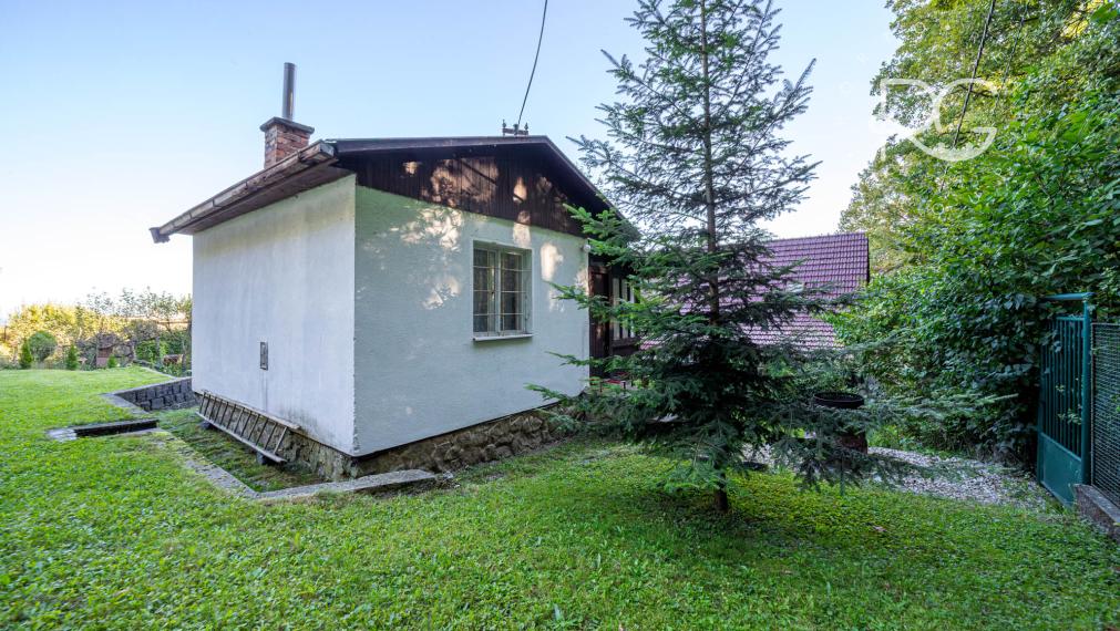 2 pozemky pri lese a krásnym výhľadom v lukratívnej časti Bratislava III - AHOJ