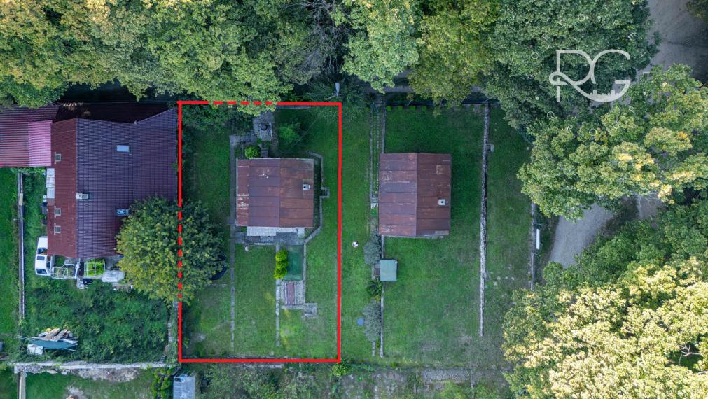 Pozemok s rekreačnou chatou a krásnym výhľadom v lukratívnej časti Bratislava III - AHOJ