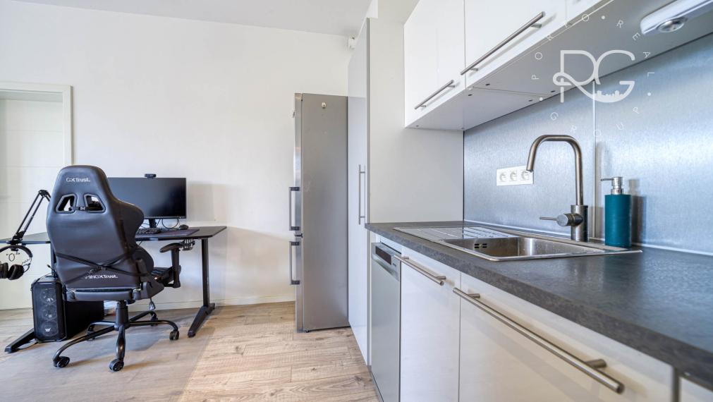 Príjemný 3-izbový byt s predzáhradkou a parkovaním TRI VODY - MALINOVO